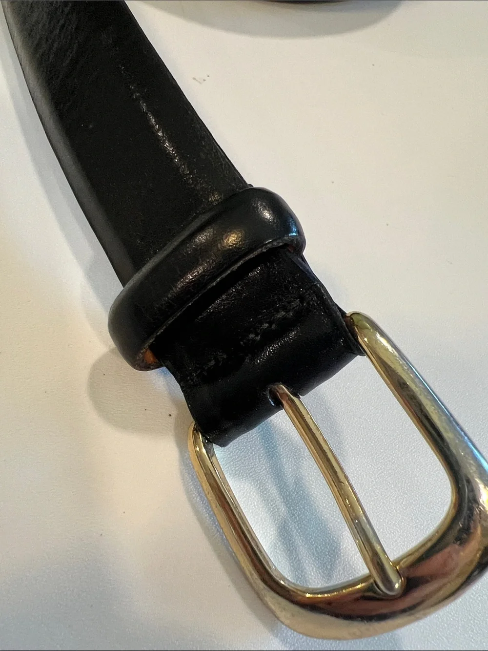 Martin Dingman - 44, black calfskin with gold buckle, leather belt